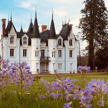 Chateau De La Motte Noailly Exterior photo